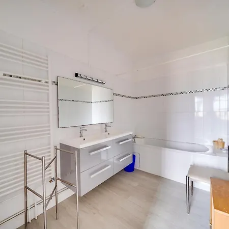 Chateau De Vidasse * Pessac-sur-Dordogne