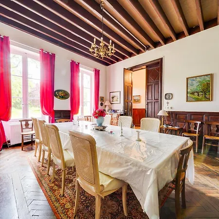 Chateau De Vidasse *