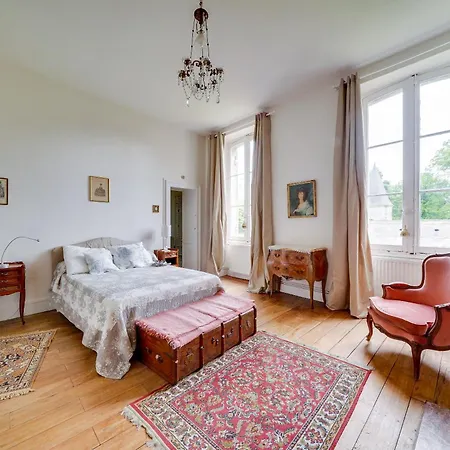 Pensión Chateau De Vidasse