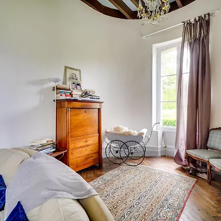 Chateau De Vidasse *